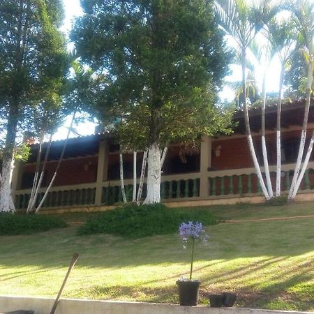 Linda Chacara Em Ibiúna Екстериор снимка